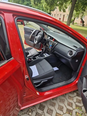 Toyota Auris, снимка 4