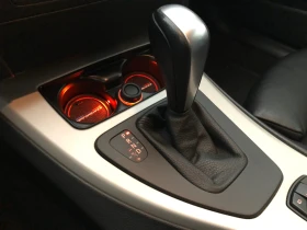 BMW 320, снимка 17