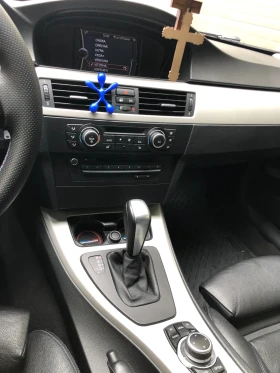 BMW 320, снимка 14