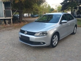 Обява за продажба на VW Jetta 1.6TDI-DSG-NAVI-ITALIA ~15 600 лв. - изображение 2