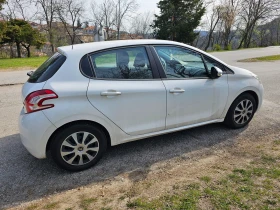 Peugeot 208 1.0 ГАЗОВА УРЕДБА, снимка 5