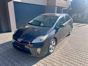     Toyota Prius HYBRID 