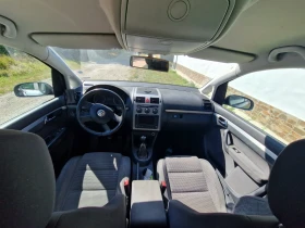 Обява за продажба на VW Touran 1.6i ~4 200 лв. - изображение 3