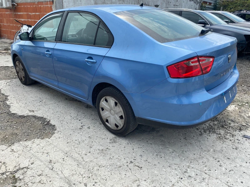 Seat Toledo 1.6tdi, снимка 6 - Автомобили и джипове - 41739468