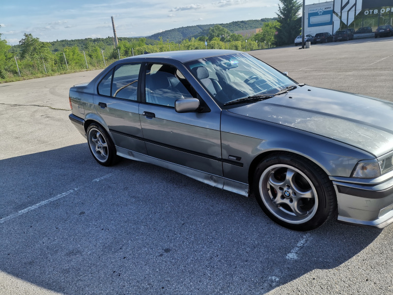 BMW 320 320I газ, снимка 10 - Автомобили и джипове - 45999702
