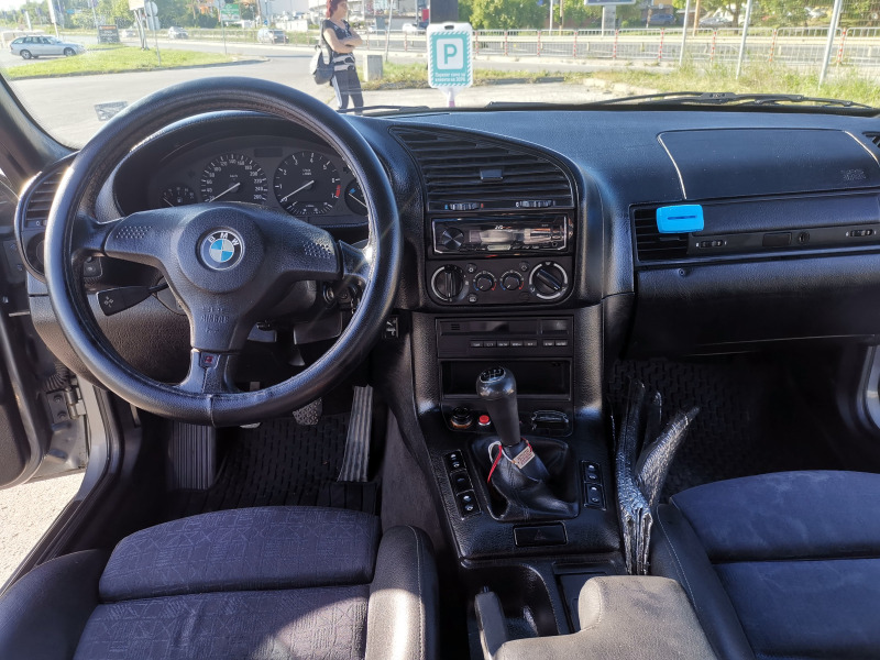 BMW 320 320I газ, снимка 8 - Автомобили и джипове - 45999702