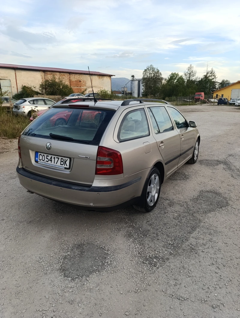 Skoda Octavia 1.9tdi DSG, снимка 5 - Автомобили и джипове - 47032246