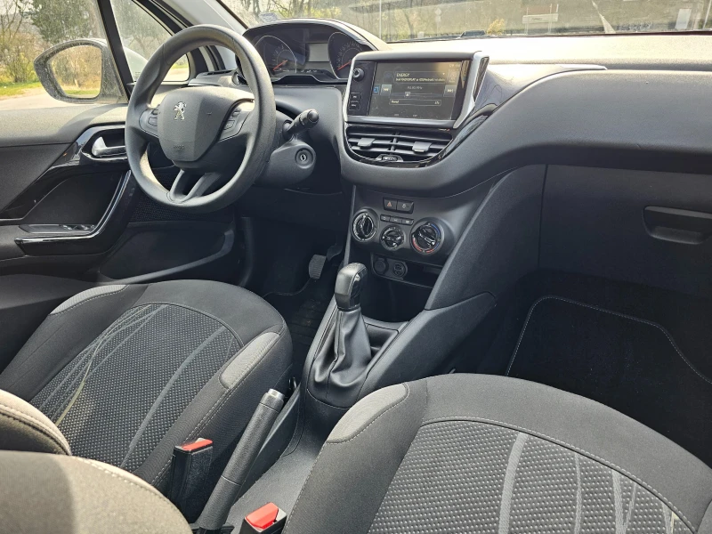 Peugeot 208 1.0 ГАЗОВА УРЕДБА, снимка 8 - Автомобили и джипове - 47396427