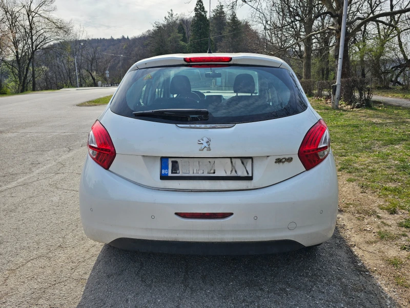 Peugeot 208 1.0 ГАЗОВА УРЕДБА, снимка 6 - Автомобили и джипове - 47396427