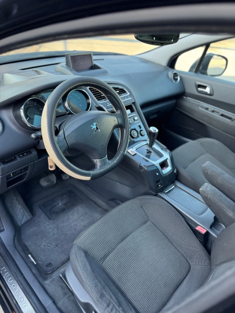 Peugeot 5008 1.6 HDI PANORAMA, Head up, снимка 11 - Автомобили и джипове - 49419333