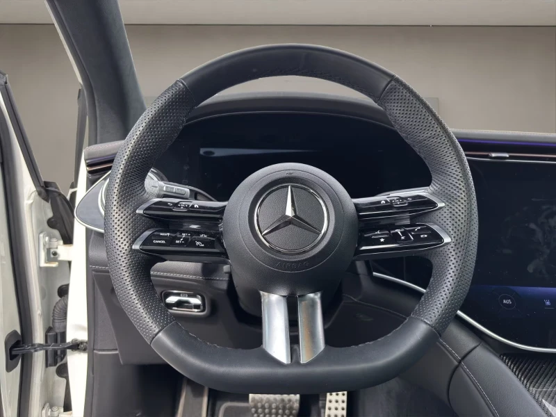Mercedes-Benz EQS 580/SUV/544HP/4MATIC/AMG/PANO/BURM/MEMO/360/340g, снимка 10 - Автомобили и джипове - 51755069