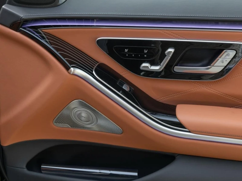 Mercedes-Benz S 63 AMG E-PERFORMANCE/LONG/DESIGNO/BURM/360/PANO/, снимка 16 - Автомобили и джипове - 51876001