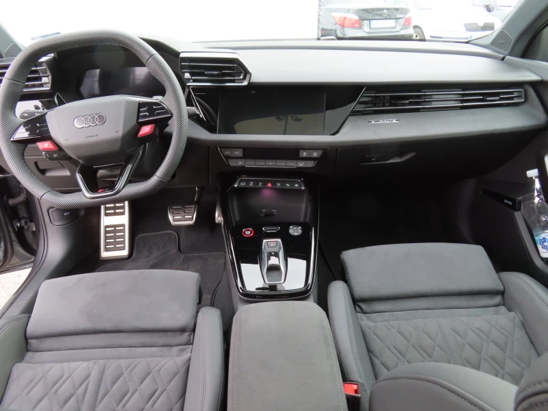 Audi Rs3 TFSI quattro, снимка 8 - Автомобили и джипове - 53373140