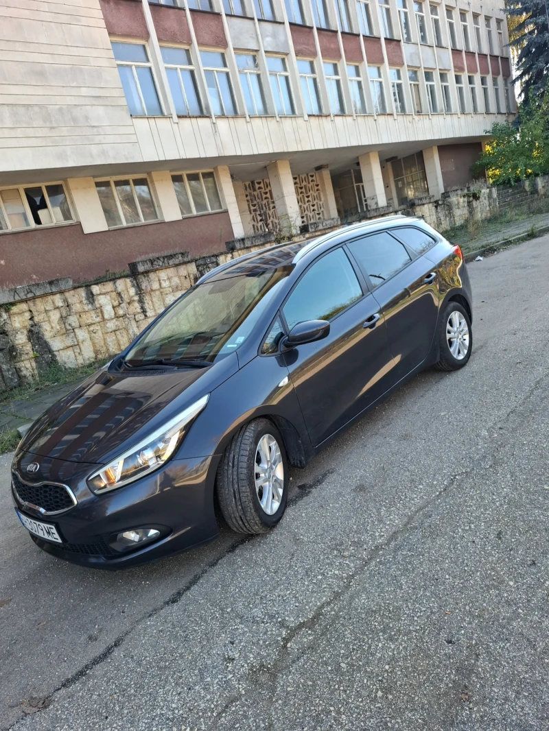 Kia Ceed 1.6, 110 к.с., снимка 17 - Автомобили и джипове - 52517460