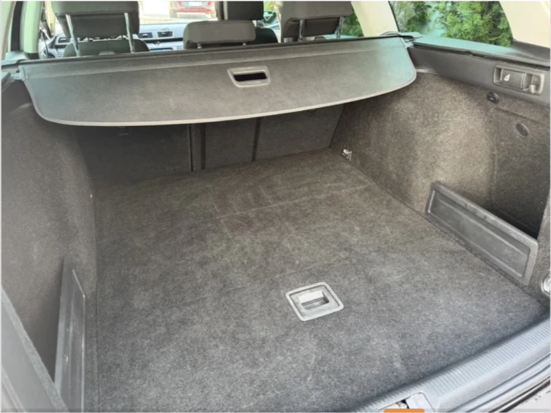 VW Passat Variant 2.0 TDI, снимка 9 - Автомобили и джипове - 52817441