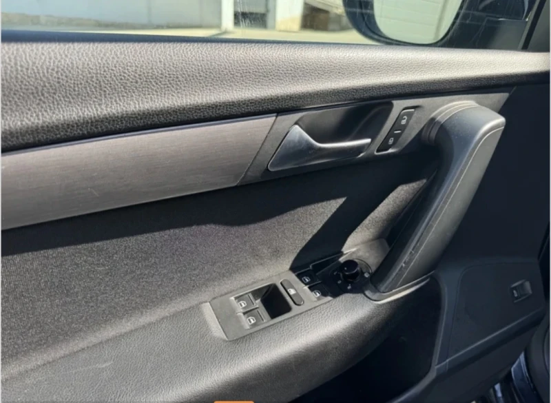 VW Passat Variant 2.0 TDI, снимка 10 - Автомобили и джипове - 52817441