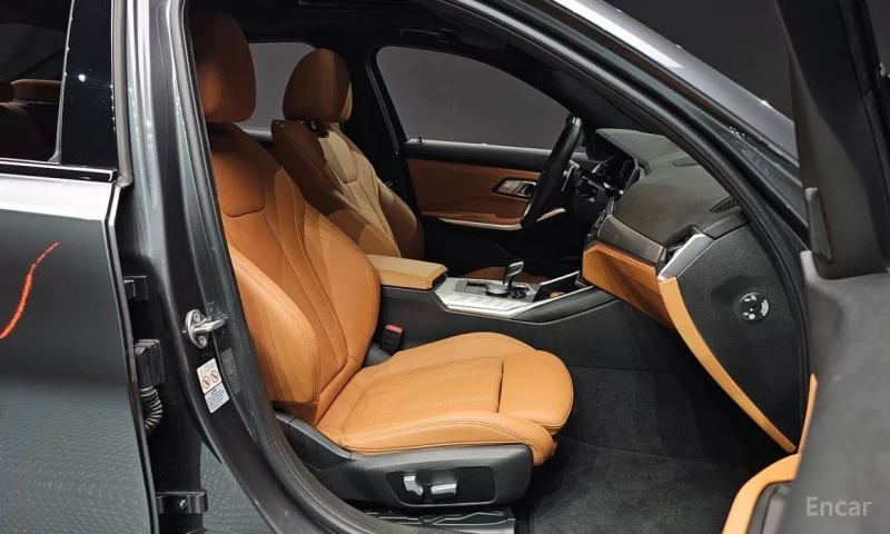 BMW 320, снимка 10 - Автомобили и джипове - 52944616