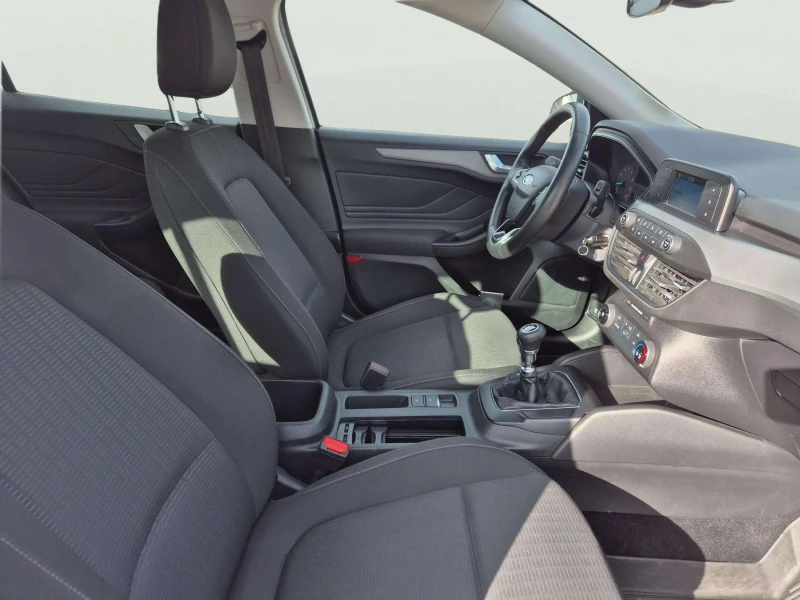 Ford Focus 1.0 EcoBoost, снимка 10 - Автомобили и джипове - 53079507