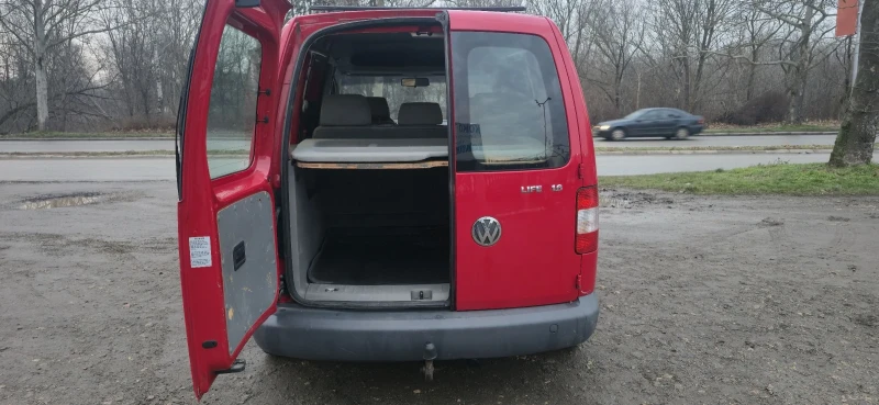 VW Caddy 1.6i, снимка 7 - Автомобили и джипове - 53115861