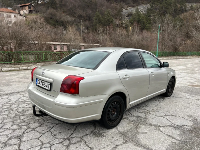 Toyota Avensis 2.0 D-4D 116кс, снимка 6 - Автомобили и джипове - 53202182