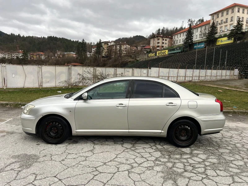 Toyota Avensis 2.0 D-4D 116кс, снимка 8 - Автомобили и джипове - 53202182