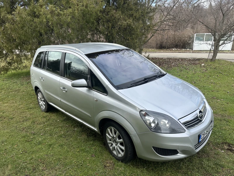Opel Zafira 1.6 ECOMETAN СЕРВИЗНА ИСТОРИЯ, снимка 3 - Автомобили и джипове - 53304951