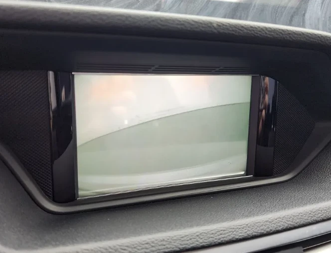 Mercedes-Benz E 300 | Mobile.bg   14