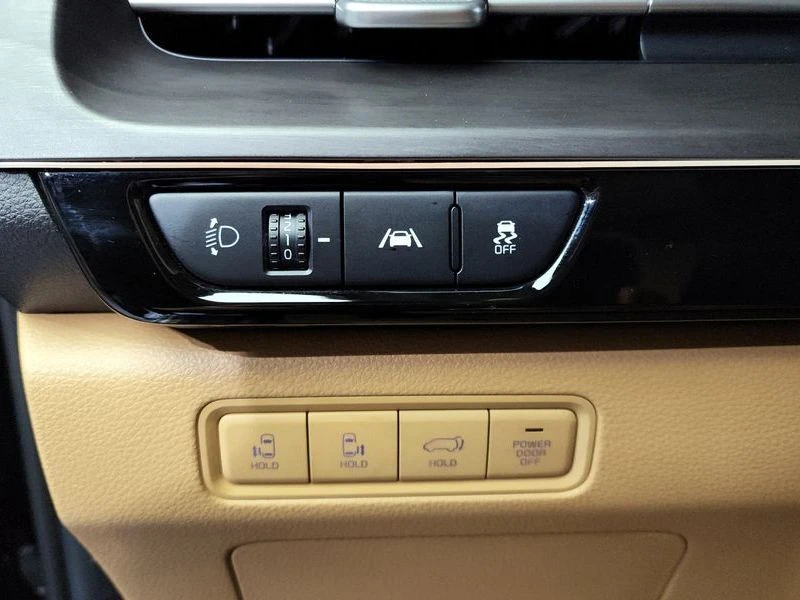 Kia Carnival 7-Seater Noblesse| 202к.с., снимка 12 - Автомобили и джипове - 55941143