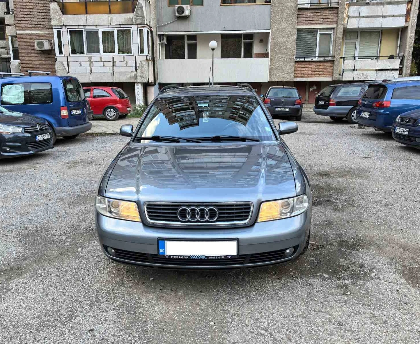 Audi A4 1.9 TDi 116 к.с P.D facelift - изображение 2