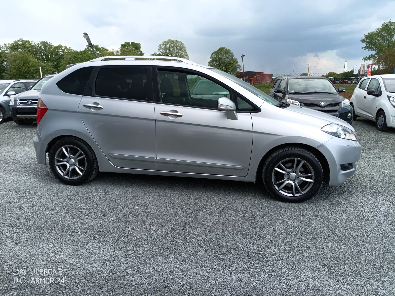 Honda Fr-v Бензин автоматик  - изображение 4