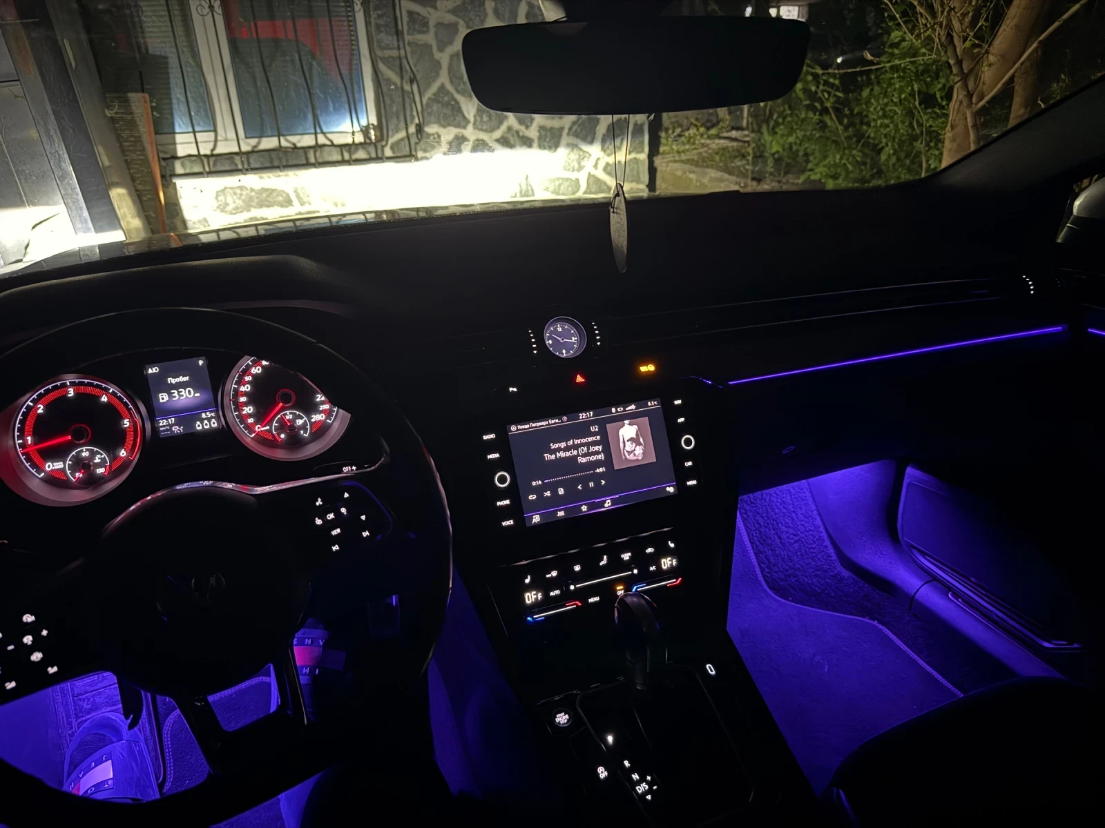 VW Arteon 2.0 tdi R-line - изображение 10