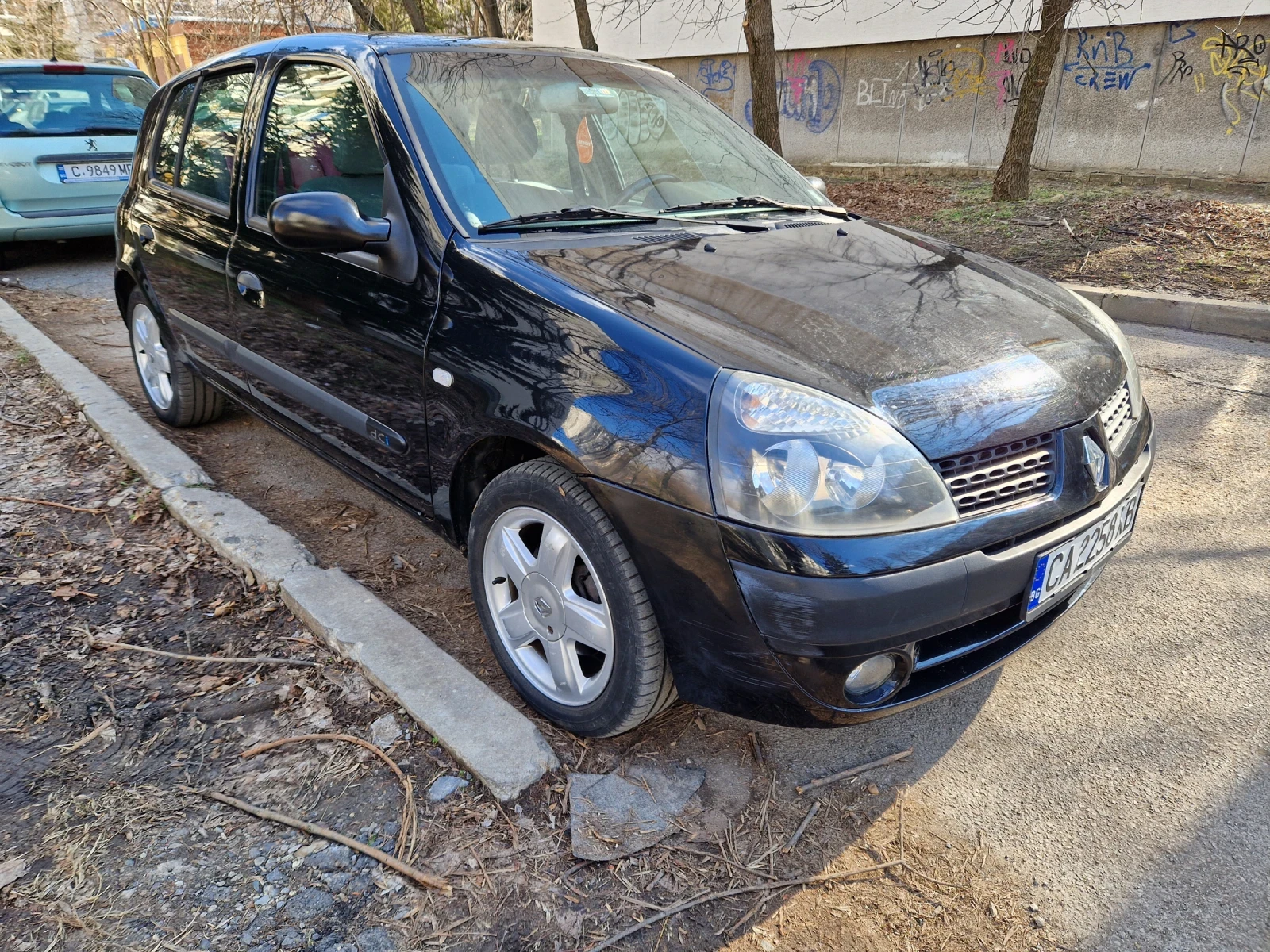 Renault Clio 1.5 dci 65 - изображение 2