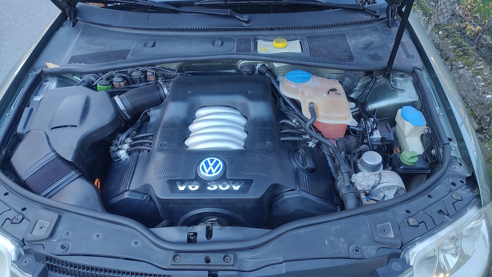 VW Passat 2.8 V6 4 motion LPG | Mobile.bg — изображение 14