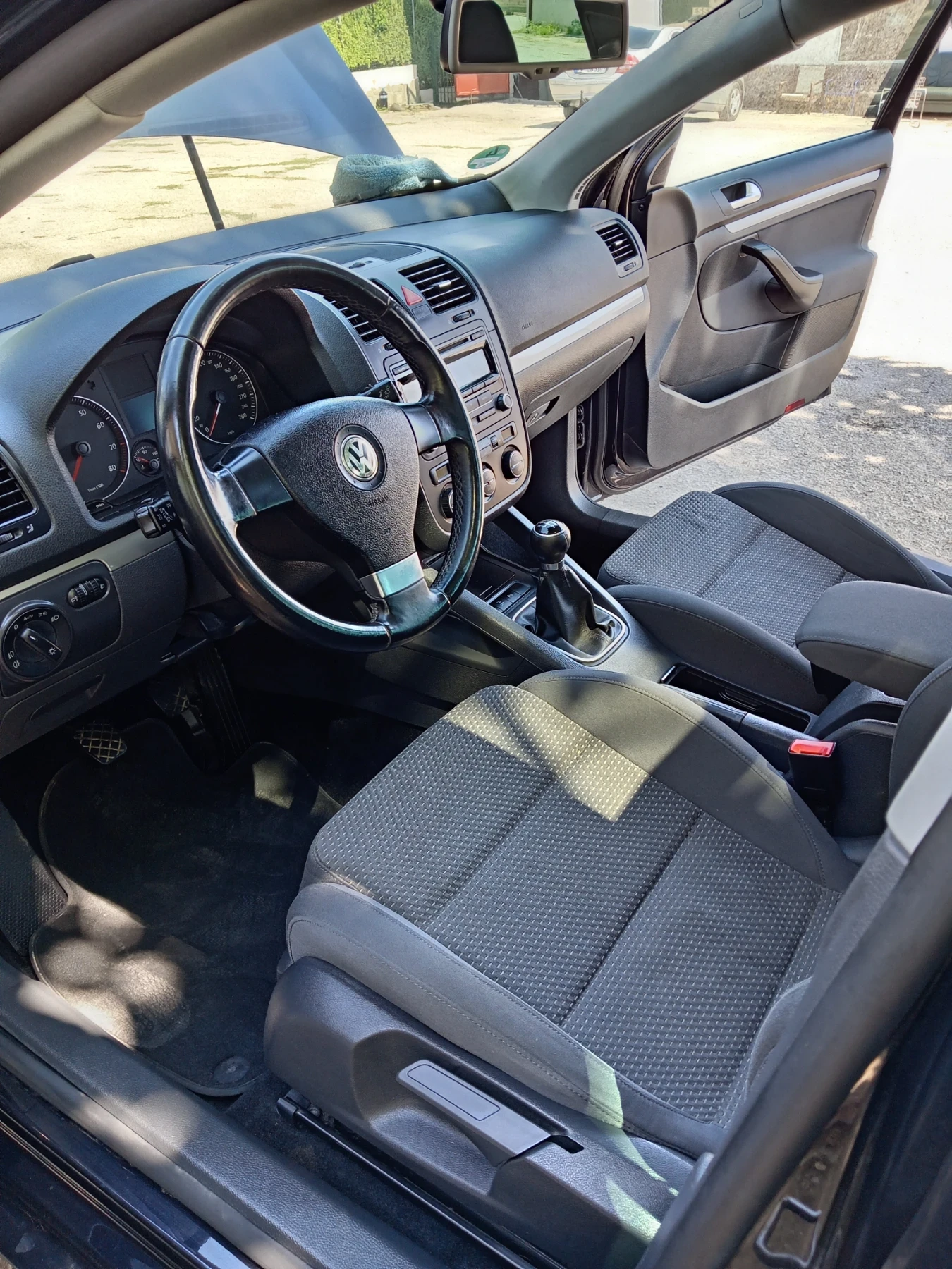 VW Golf 1.4  122  6     | Mobile.bg   11