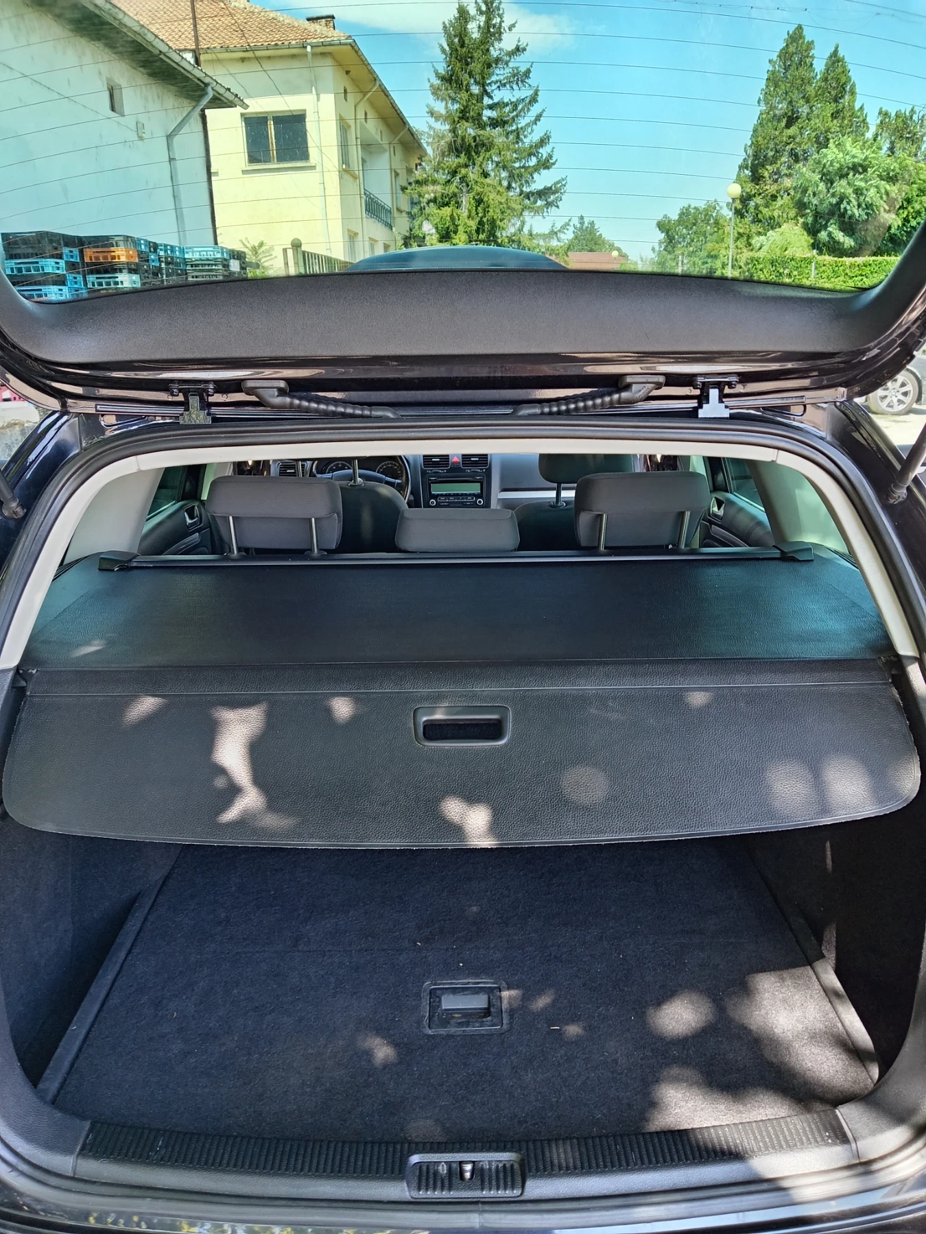 VW Golf 1.4  122  6     | Mobile.bg   8