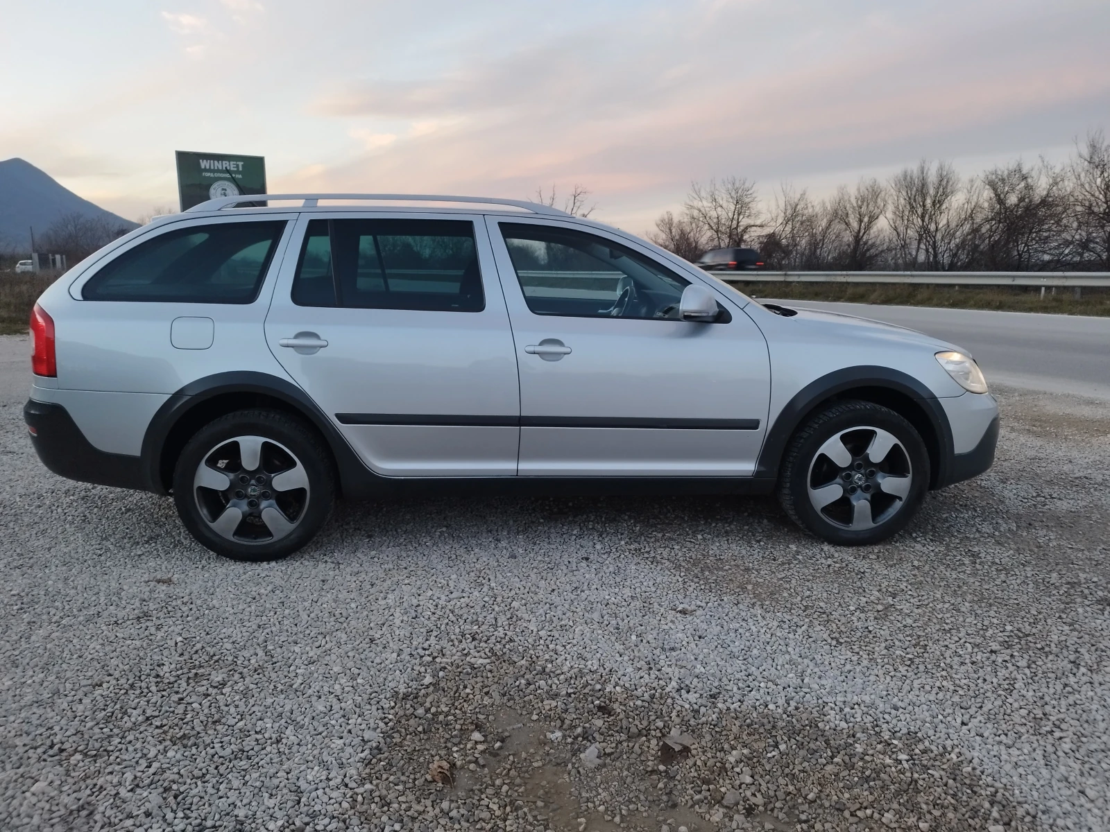 Skoda Octavia 2.0 TDI 140 SKOUT - изображение 6