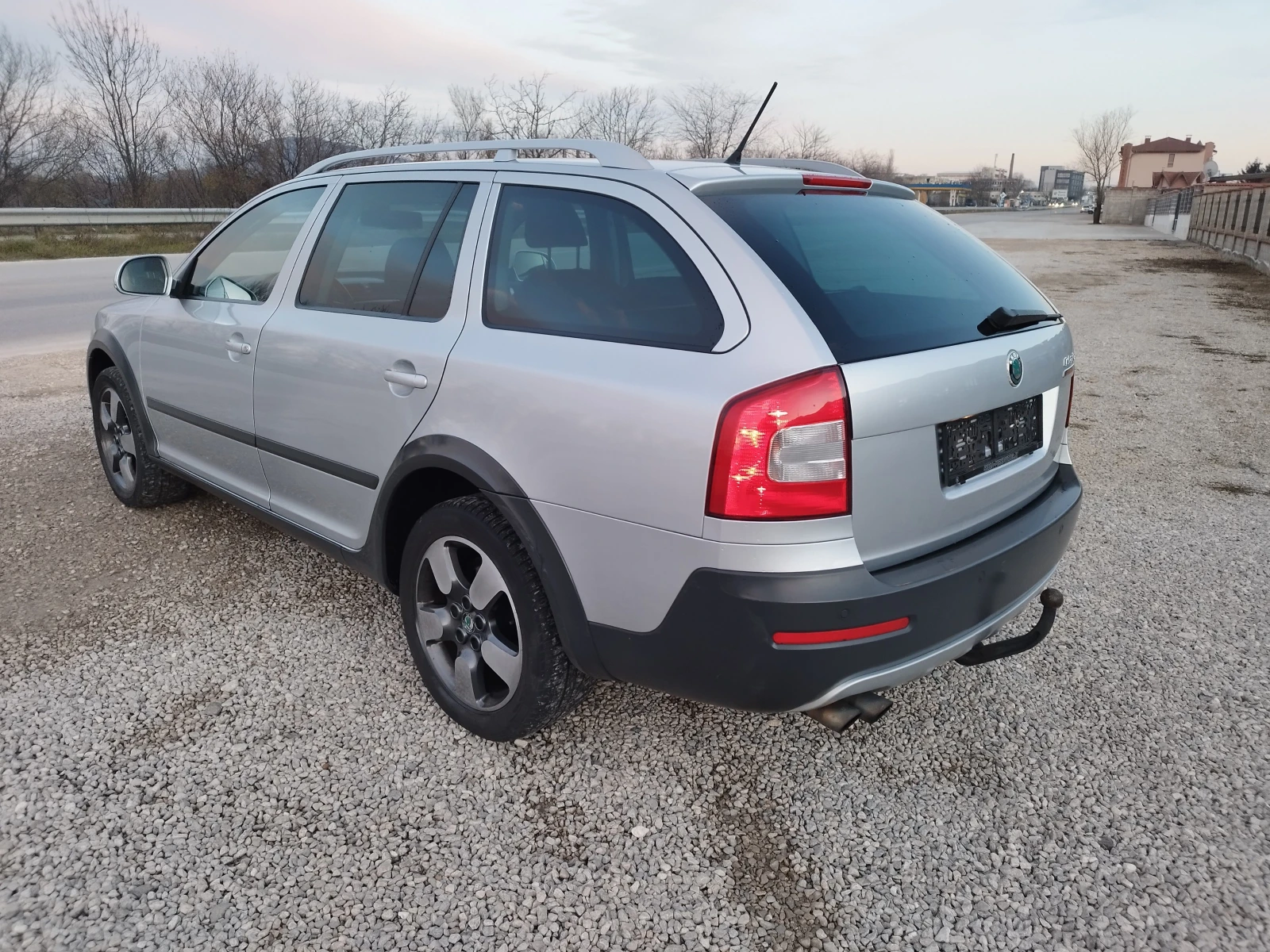 Skoda Octavia 2.0 TDI 140 SKOUT - изображение 3
