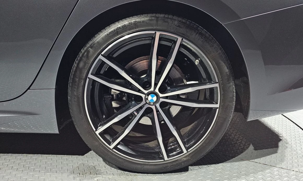 BMW 320  - изображение 5