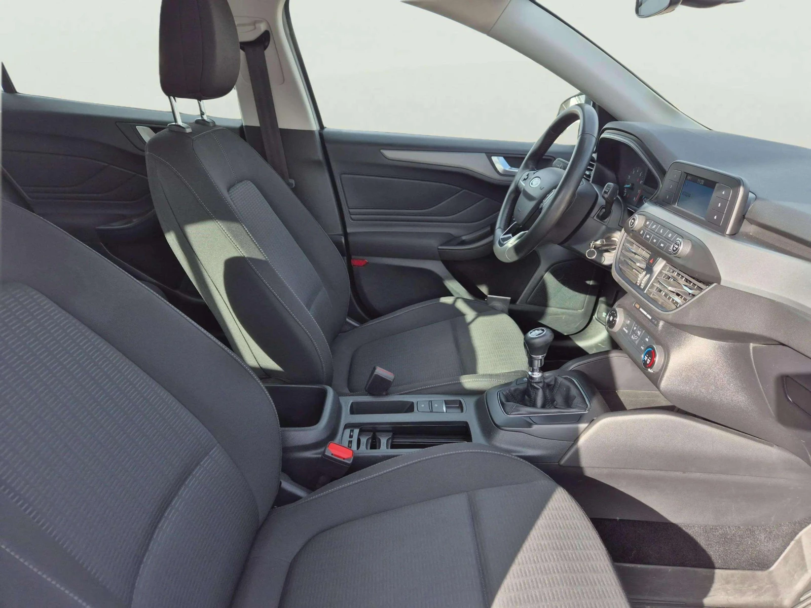 Ford Focus 1.0 EcoBoost - изображение 10