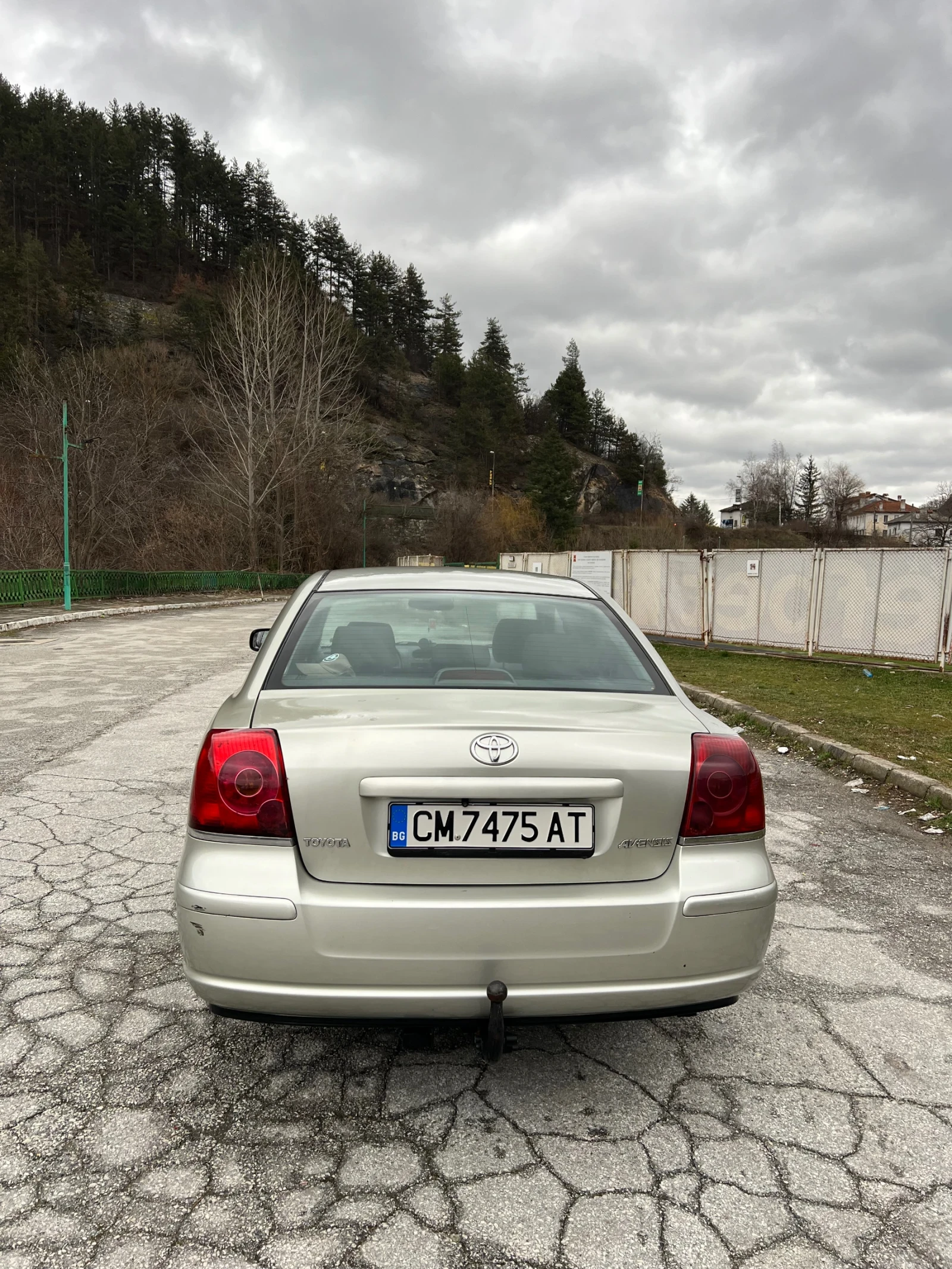 Toyota Avensis 2.0 D-4D 116кс - изображение 5