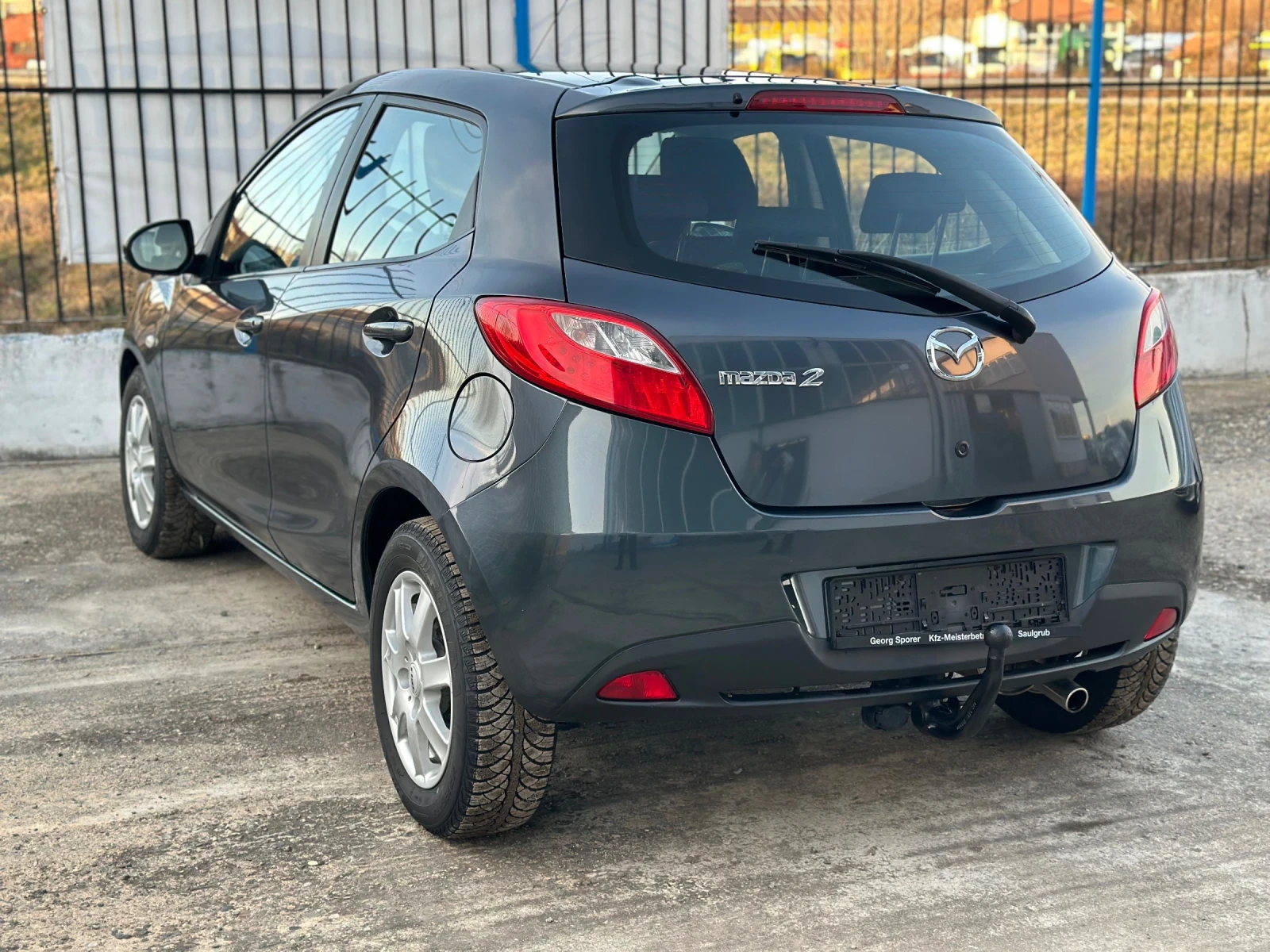 Mazda 2, снимка 4 - Автомобили и джипове - 53803426