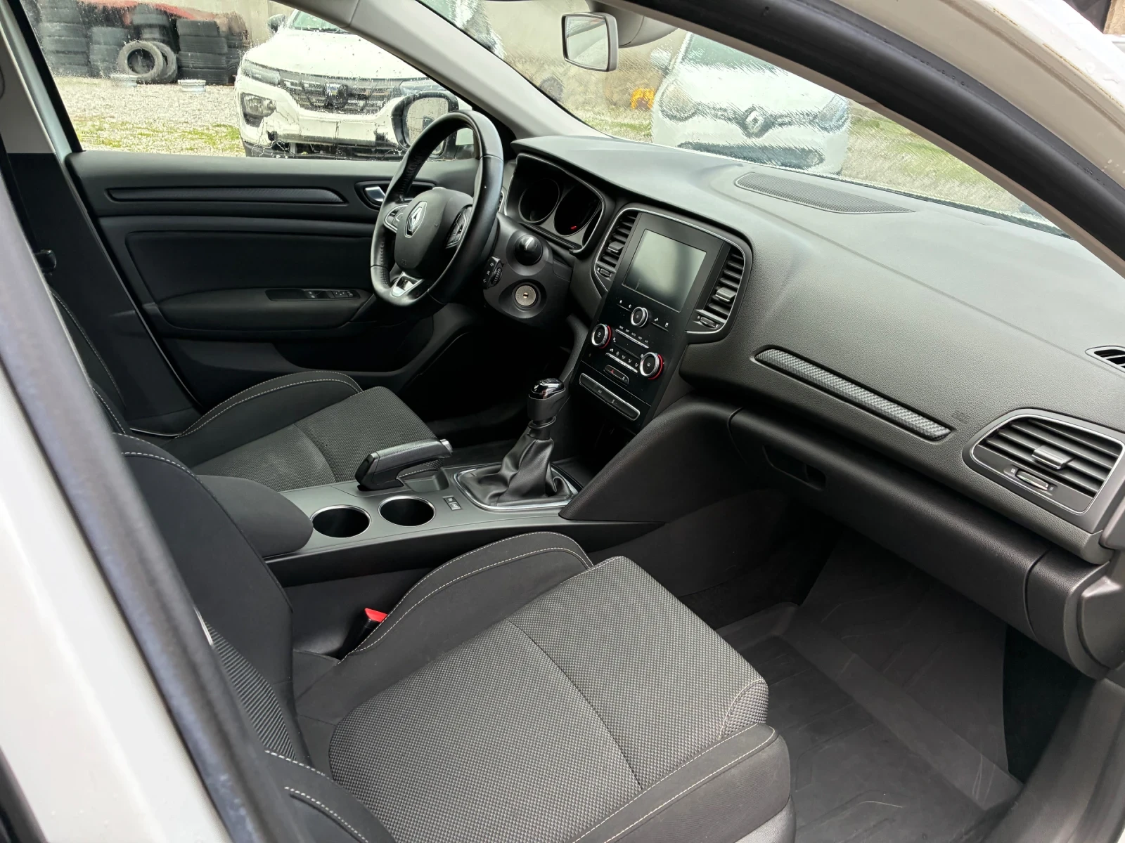 Renault Megane 1, 5 DCI-6ск., снимка 5 - Автомобили и джипове - 54112153