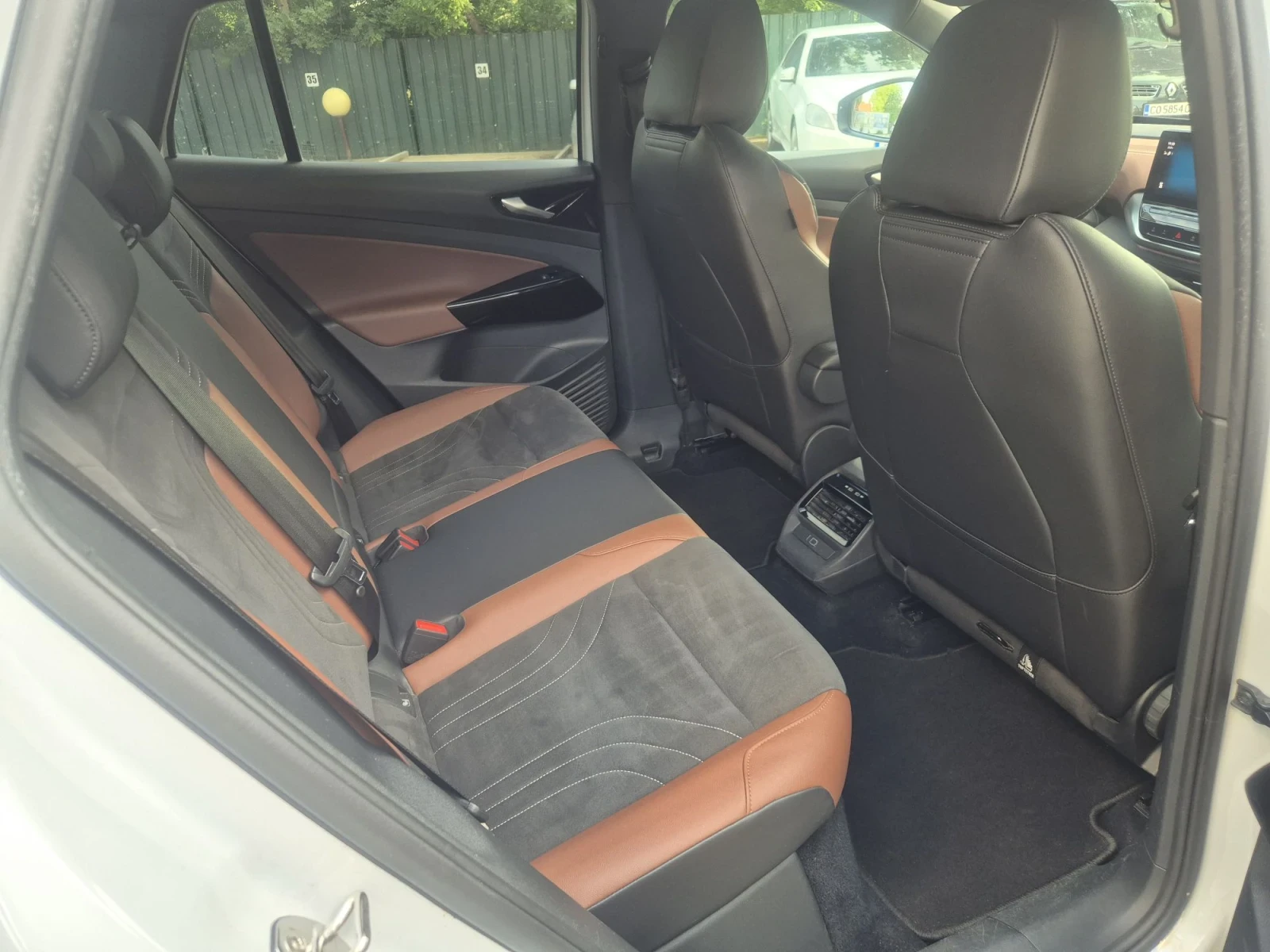 VW ID.4 PRO SOH 92.3%, Матрикс, Камера, Дистроник, снимка 15 - Автомобили и джипове - 54645750