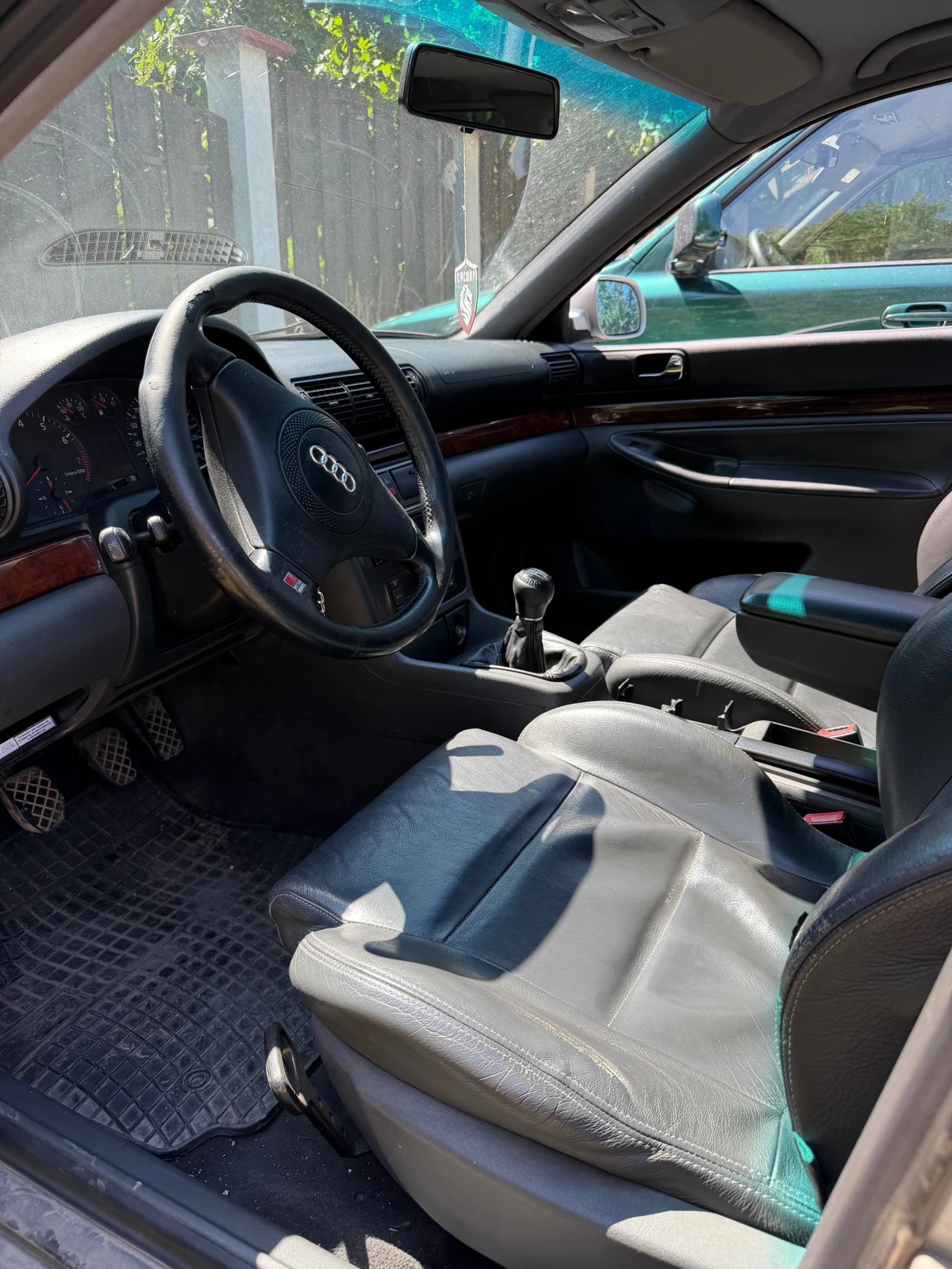 Audi A4 1.8T, снимка 13 - Автомобили и джипове - 55044742
