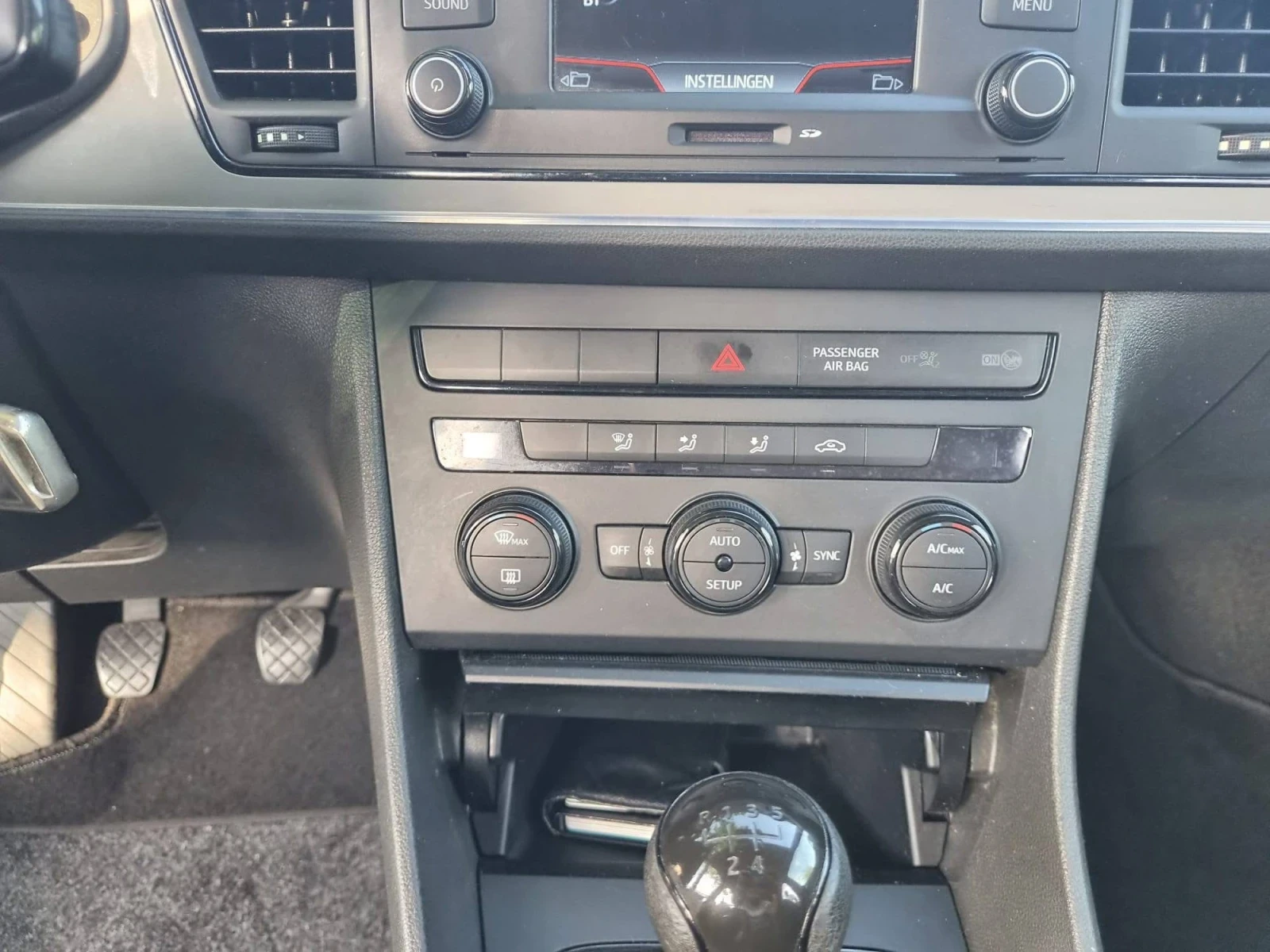 Seat Leon, снимка 8 - Автомобили и джипове - 55061053