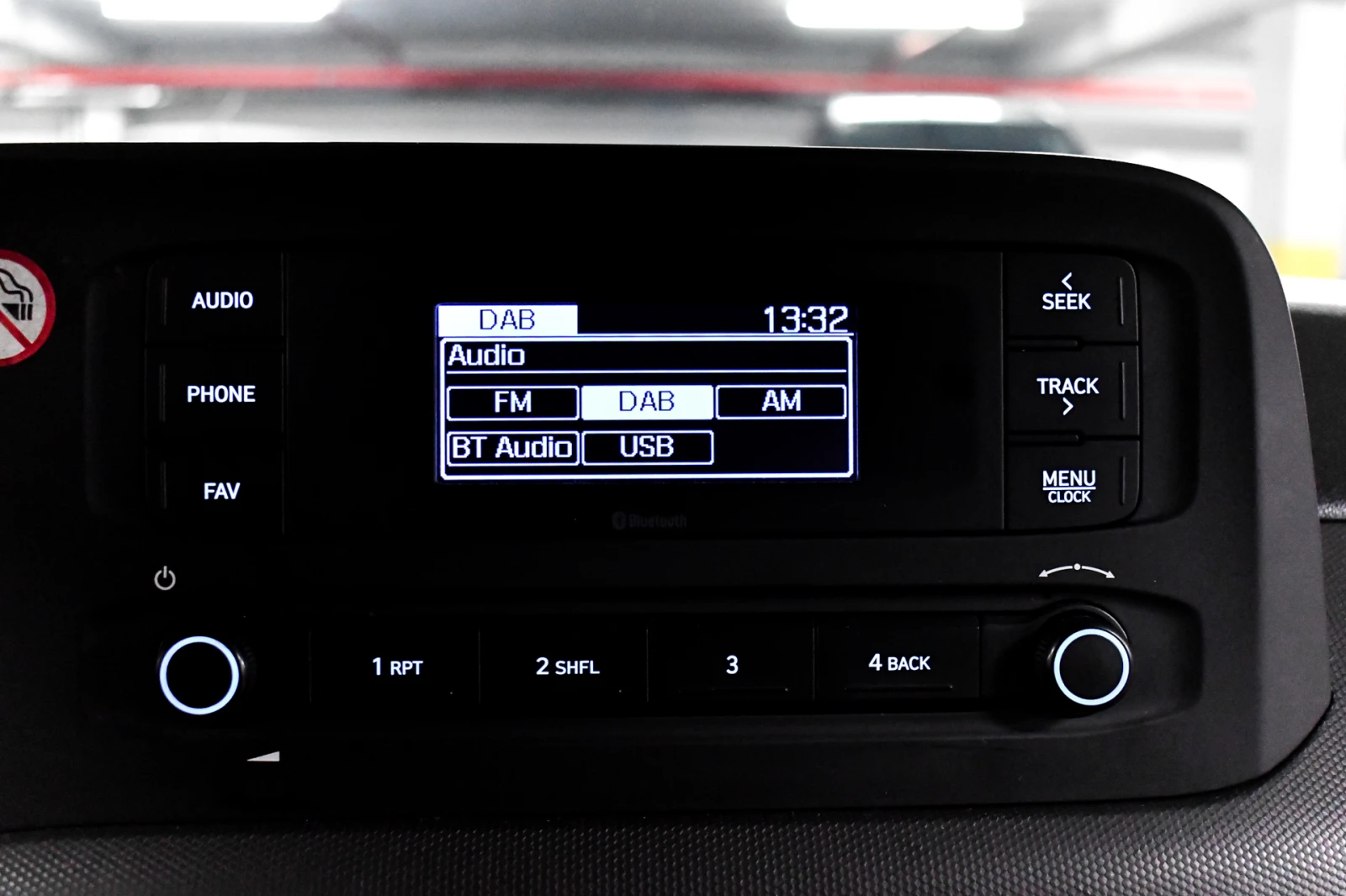 Hyundai I10 опция 2 г. гаранция лизинг 140е/месец 2 к.гуми, снимка 16 - Автомобили и джипове - 55108274
