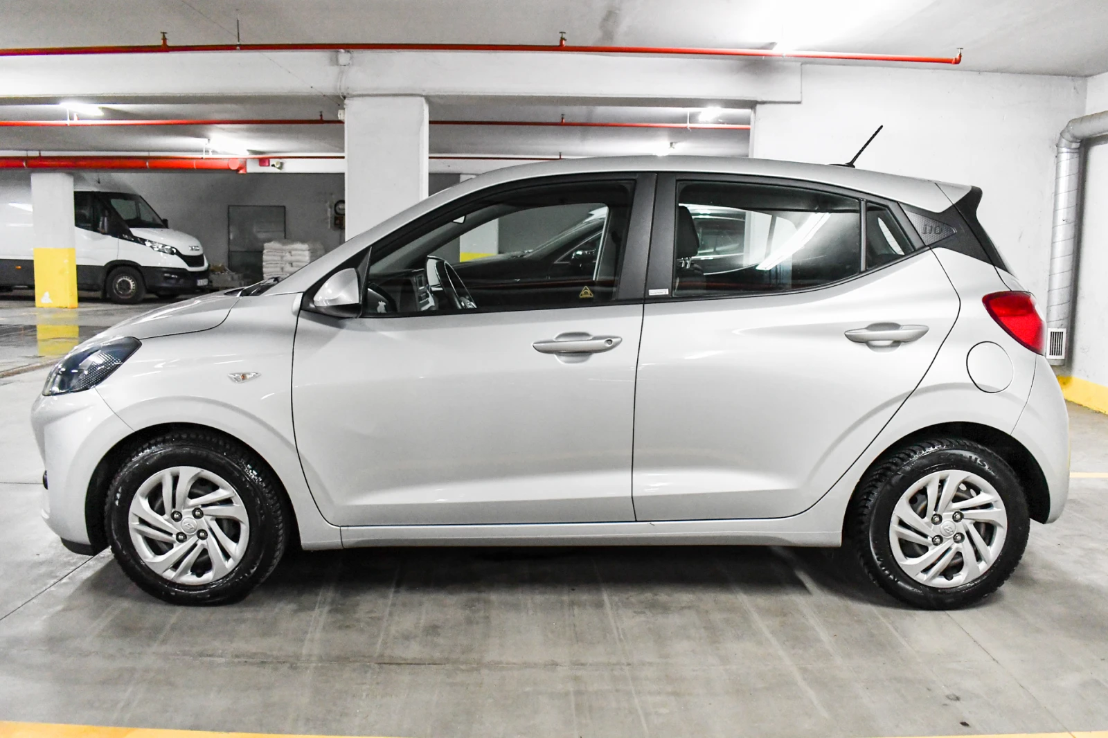 Hyundai I10 опция 2 г. гаранция лизинг 140е/месец 2 к.гуми, снимка 2 - Автомобили и джипове - 55108274