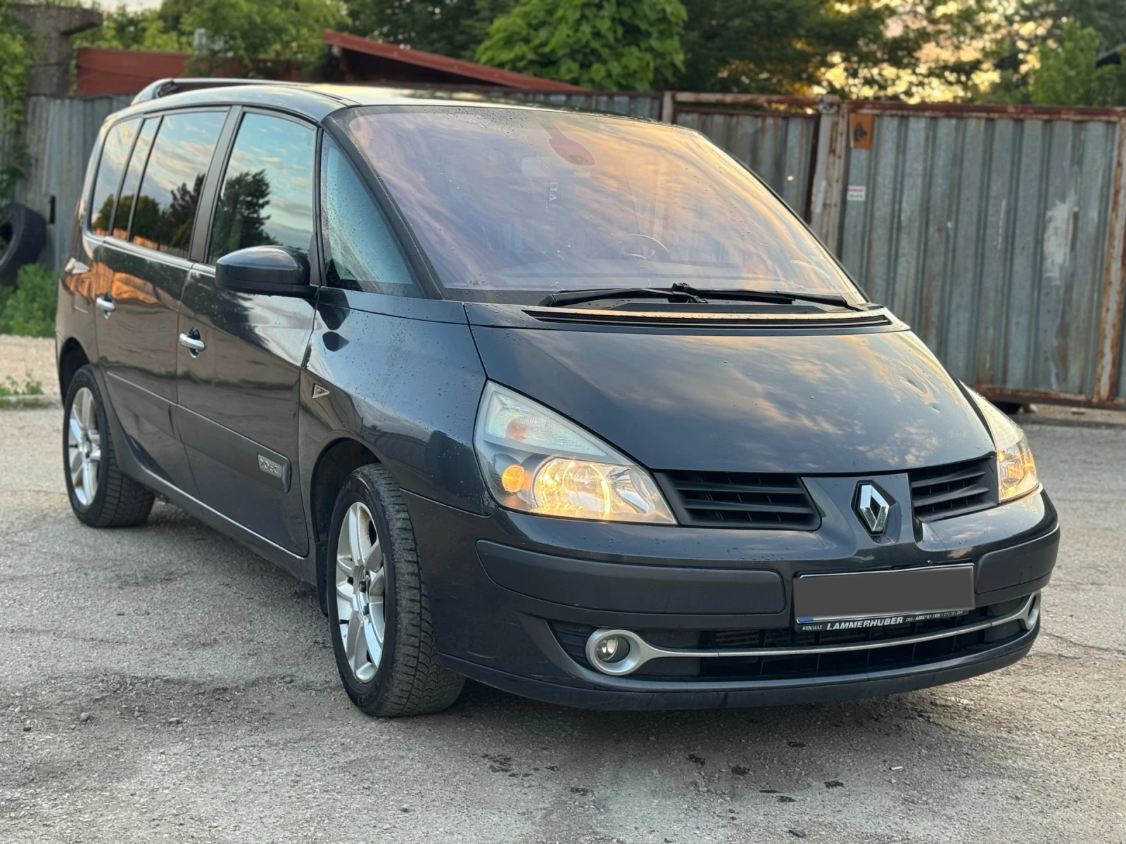 Renault Espace 2.0 DCI 6+ 1