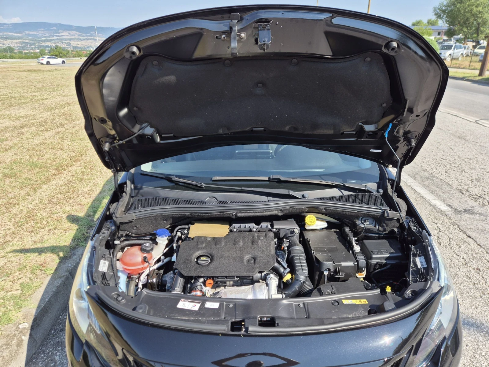 Peugeot 2008 1.5Hdi GT_LINE, снимка 17 - Автомобили и джипове - 55183940