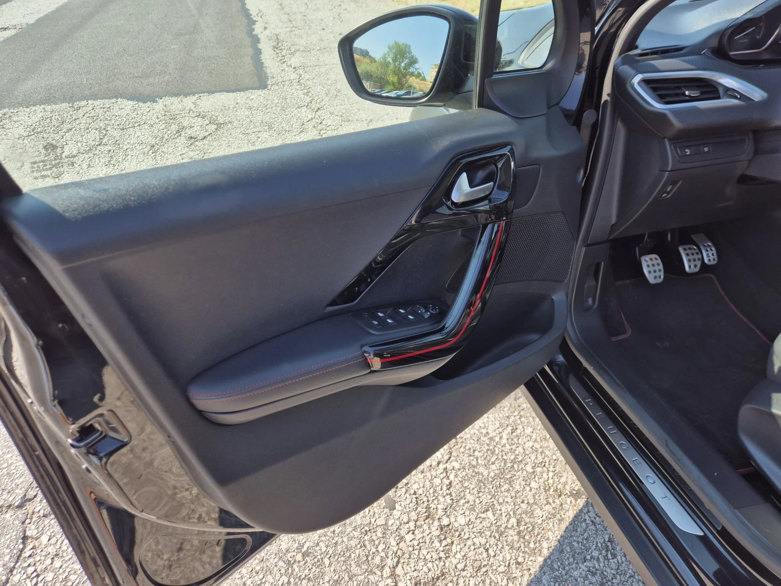 Peugeot 2008 1.5Hdi GT_LINE, снимка 13 - Автомобили и джипове - 55183940